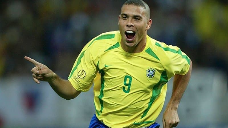 Lịch sử tình trường ấn tượng của Ronaldo De Lima
